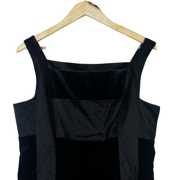 Laundry by Shelli Segal Sleeveless Sheath Dress Womens 12 Black Velvet Formal - Picture 3 of 7